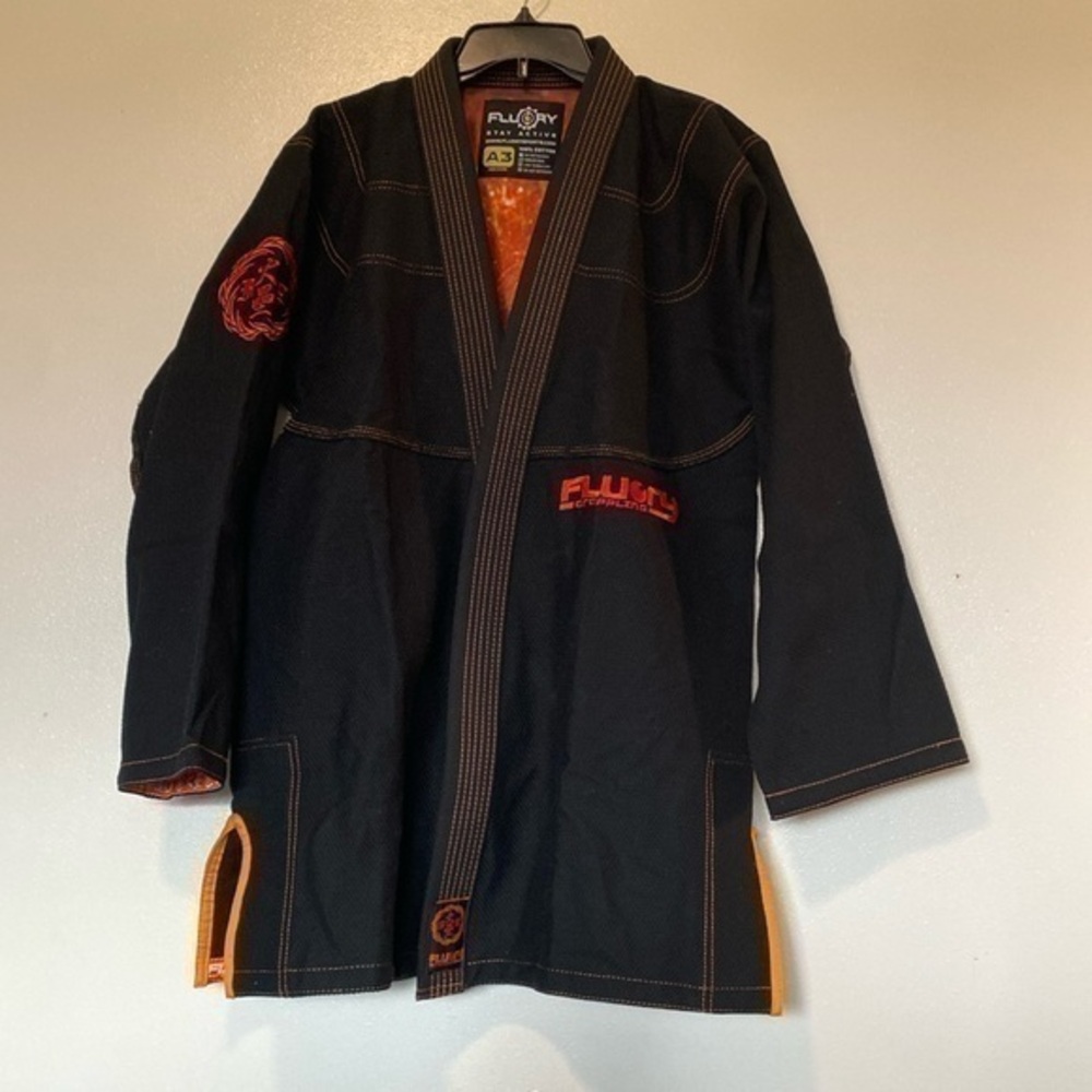 Fluory Stay Active Fluory Grappling A1 Submit To Inferno jacket wrap coat